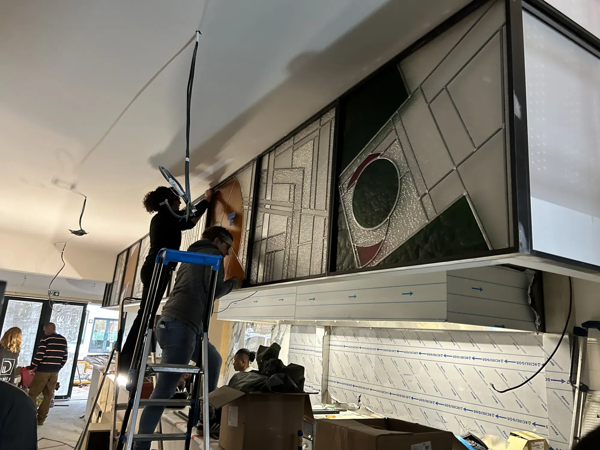 creations de vitraux pour un restaurant (13)