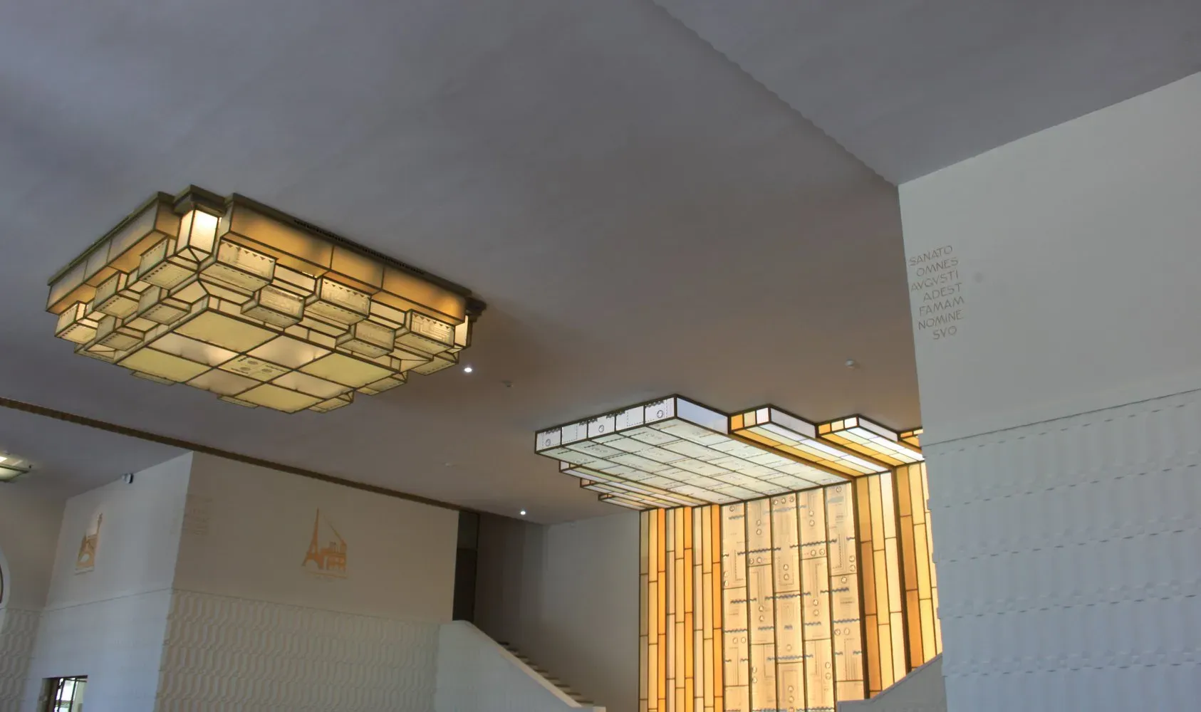 creation de grand plafonniers (13)